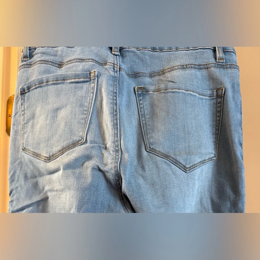 AKIRA Light Blue Skinny Jeans with Tie Accents